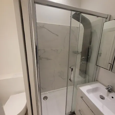 Bel Champs Elysees Avec 2 * Paris