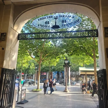 Bel Champs Elysees Avec 2 Апартаменты Париж